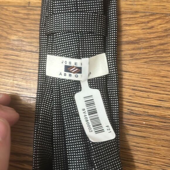 NWT Joseph Abboud Mens Black Windowpane Neck Tie - Picture 4 of 5